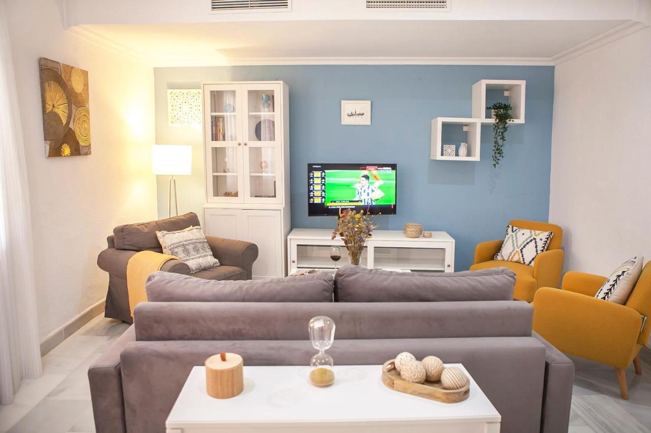 Apartamentos Rg Arenal II Севілья Екстер'єр фото