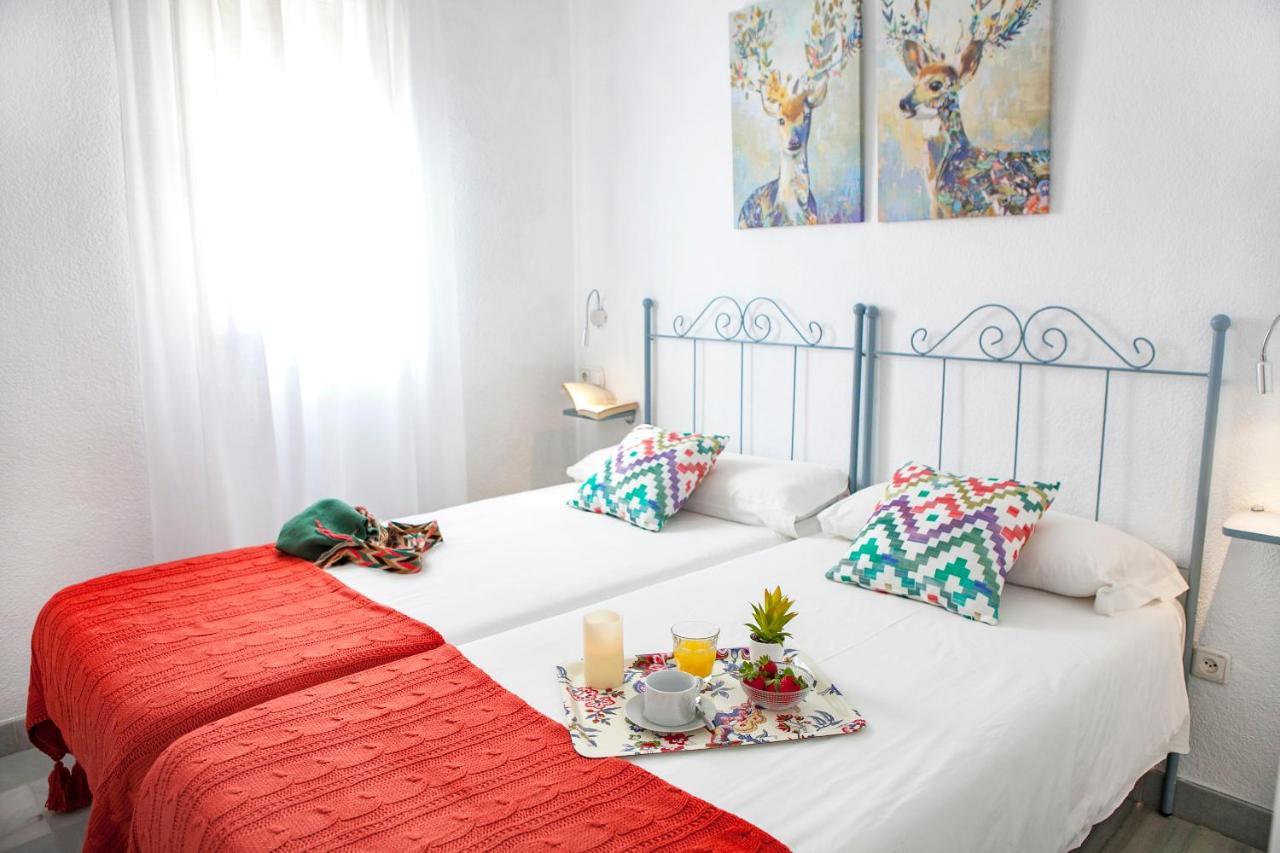 Apartamentos Rg Arenal II Севілья Екстер'єр фото