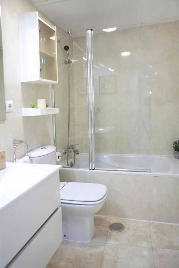 Apartamentos Rg Arenal II Севілья Екстер'єр фото