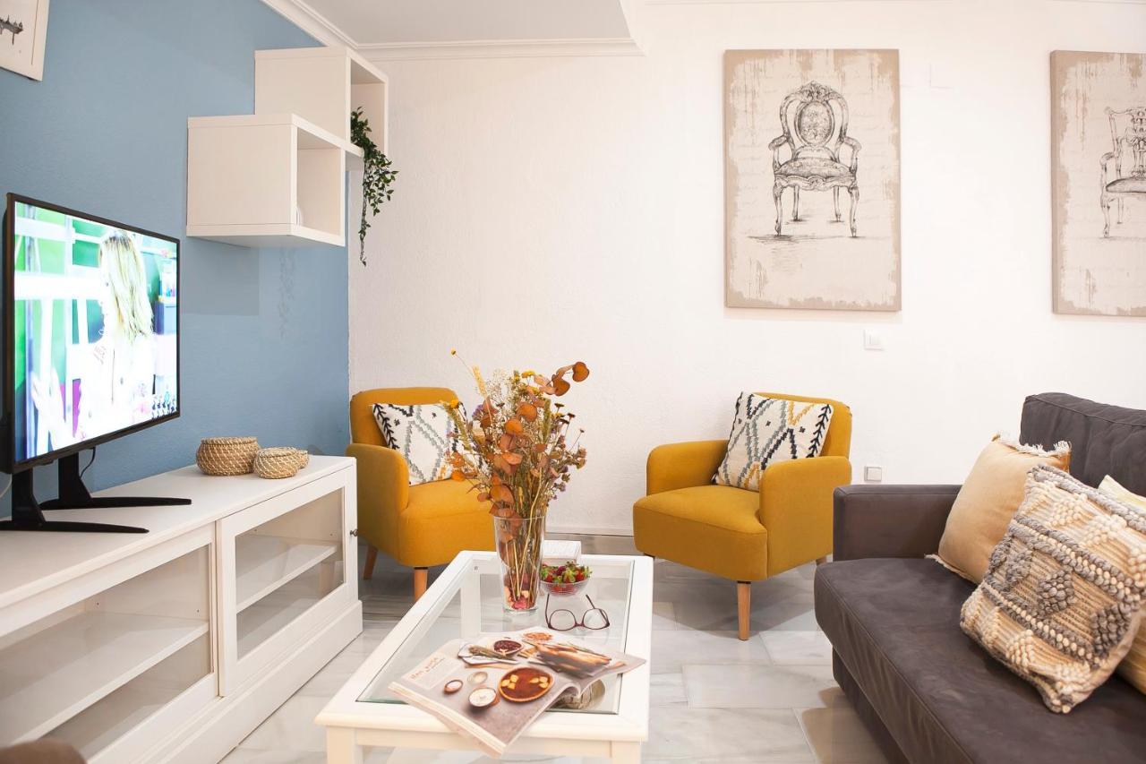 Apartamentos Rg Arenal II Севілья Екстер'єр фото